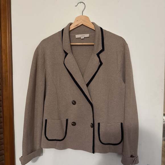 LOFT - Picture 3 of 4